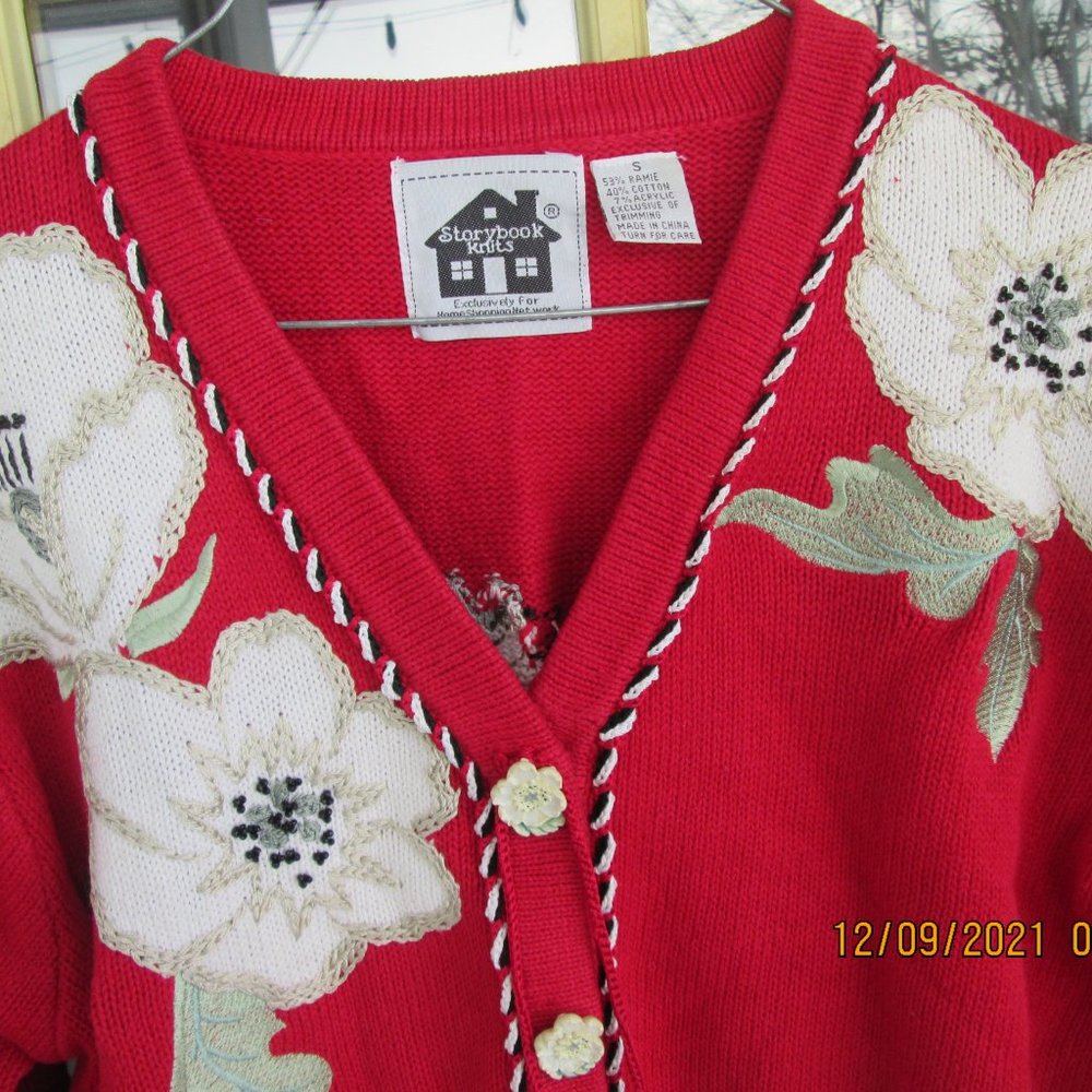 Storybook Knits Red Floral Gardenia Embellished Cardigan Size S Small NWOT - Picture 2 of 6